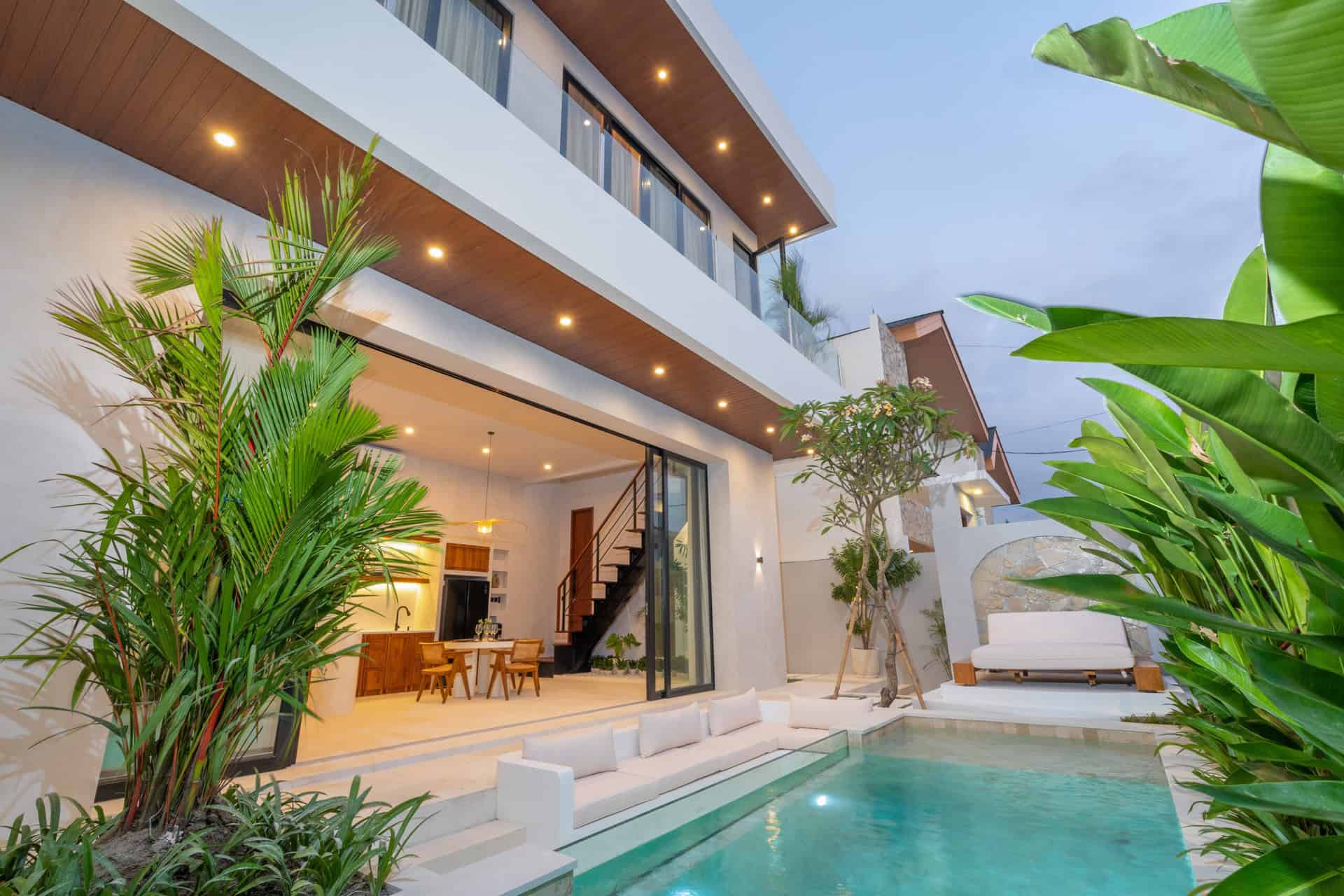 CONTEMPORARY 2 BEDROOM VILLA FOR SALE LEASEHOLD IN BABAKAN BE-866 